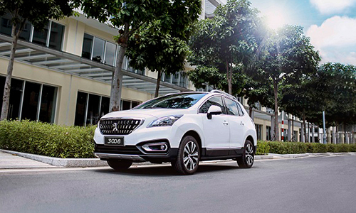 Cận cảnh Peugeot 3008 giá 1,1 tỷ đồng tại Việt Nam